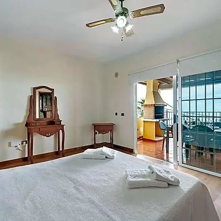 Rural House Tijoco Bajo With Jacuzzi Adeje ホテル