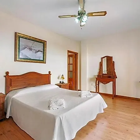 ホテル Rural House Tijoco Bajo With Jacuzzi Adeje